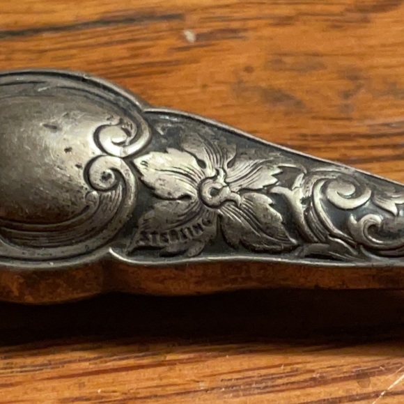 Antique beautifully ornate Sterling Silver Victorian Era 🎩 Boot / Button Hook - Picture 3 of 16